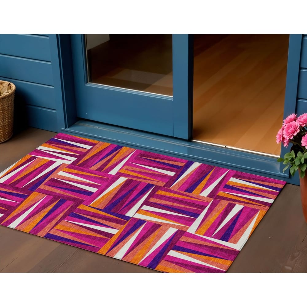 HomeRoots Geometric Transitional Rectangle Outdoor Rug