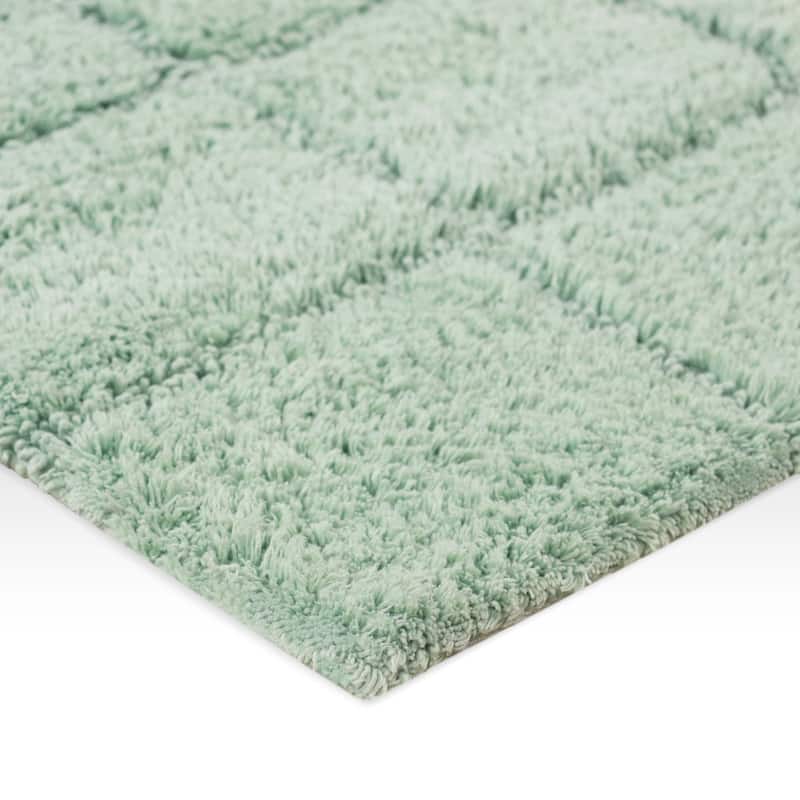 Superior Cotton Checkered 2-piece Non-skid Bath Rug Set