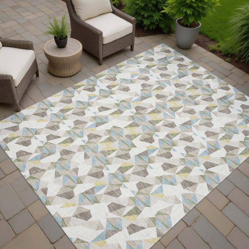 Machine Washable Indoor/ Outdoor Chic Hooper Chantille Rug