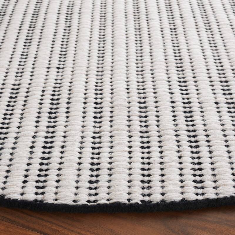 SAFAVIEH Handmade Vermont Muniba Wool & Cotton Rug