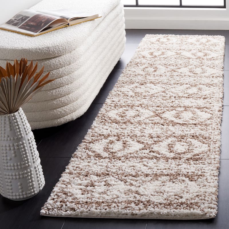 SAFAVIEH Jericho Shag Valarie Boho 1.2-inch Thick Rug - 2'2" x 8' Runner - Taupe/Ivory