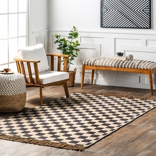 Nuloom Connie Checkered Wool/Jute Tasseled Area Rug