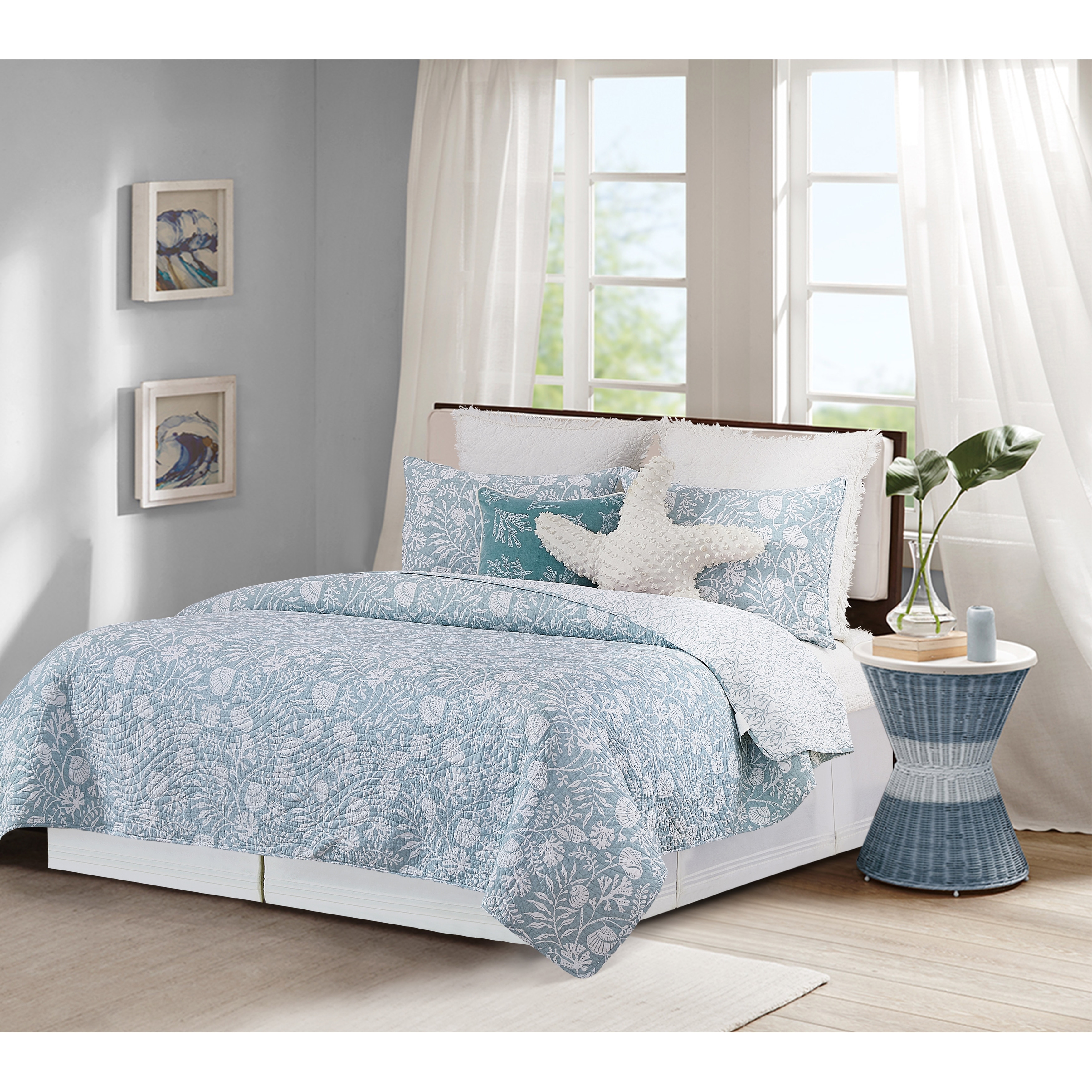 Seafoam Reef Coastal Cotton Quilt Set