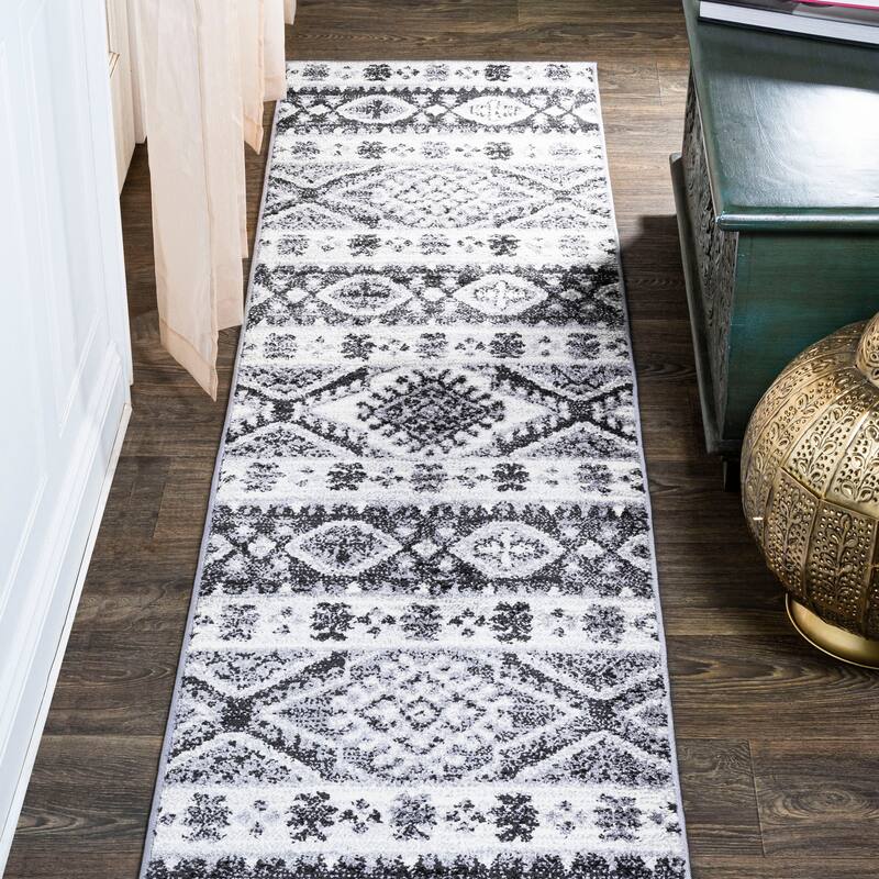 JONATHAN Y Tayri Modern Kilim Geometric Area Rug