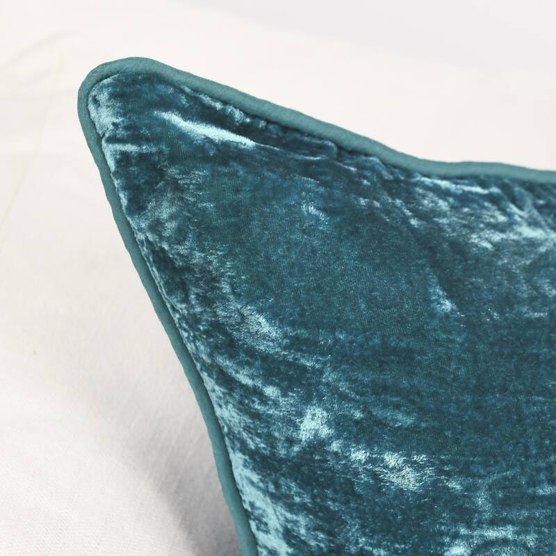 Villa by Classic Home Lexington Silk Blend Throw Pillow