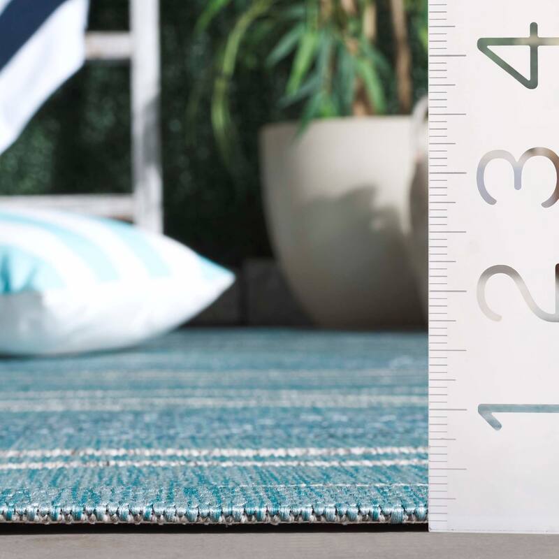 SAFAVIEH Courtyard Jeannet Indoor/Outdoor Stripe Rug