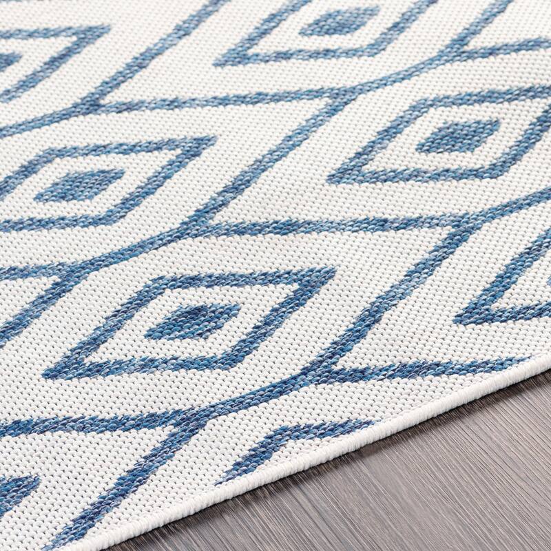 Artistic Weavers Barb Indoor/ Outdoor Diamond Trellis Area Rug