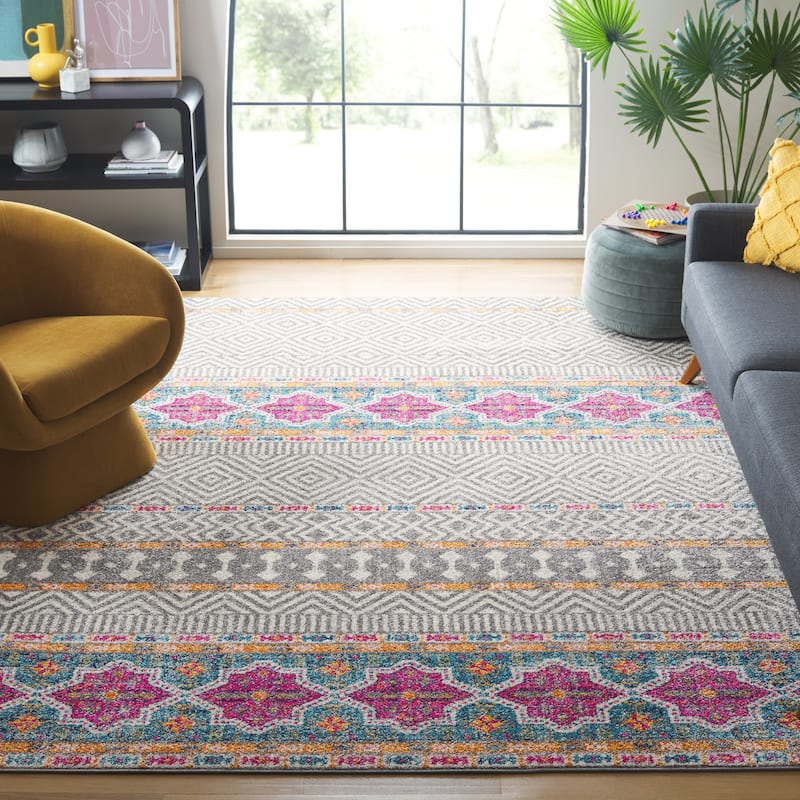 SAFAVIEH Madison Bebe Vintage Rug-