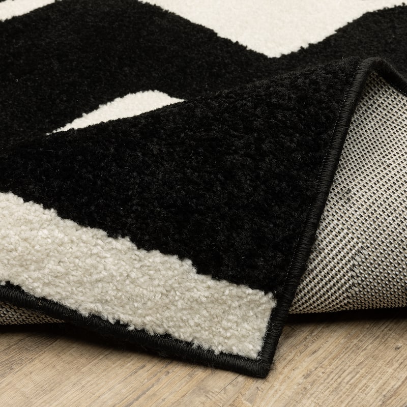 Quartz Abstract Maze Black/ Ivory Area Rug