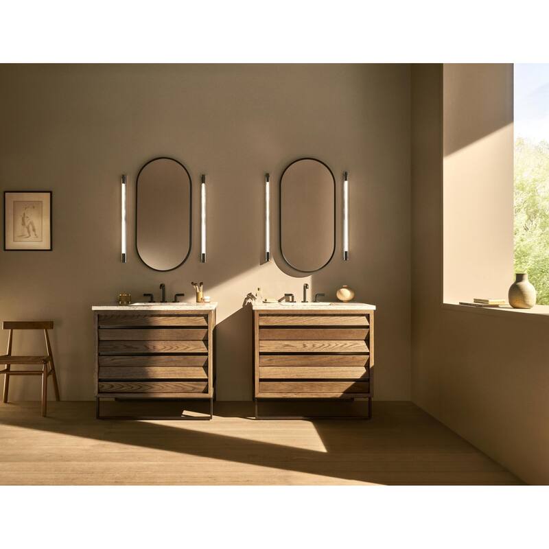 Robern CM2040PL Craft Series 20" W x 40" H Traditional Oval Metal