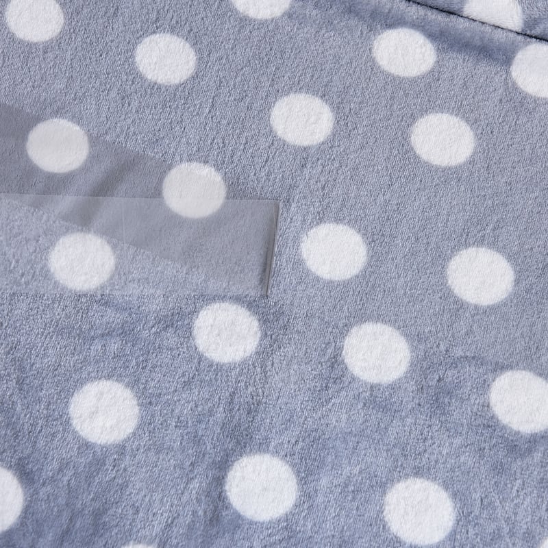 Luxuriously Velvety Plush Blanket Soft Lightweight Blanket