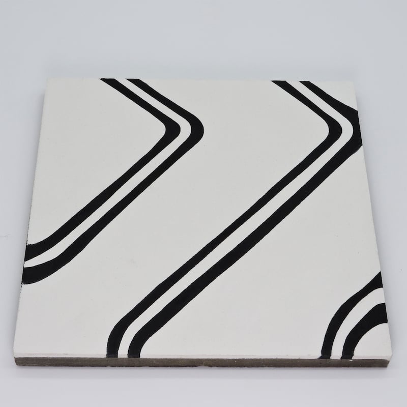 Handmade Chawen in White and Black Tile