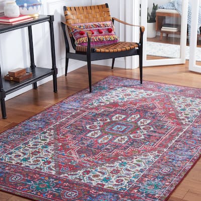 SAFAVIEH Tucson Machine Washable Slip Resistant Heide Oriental Rug