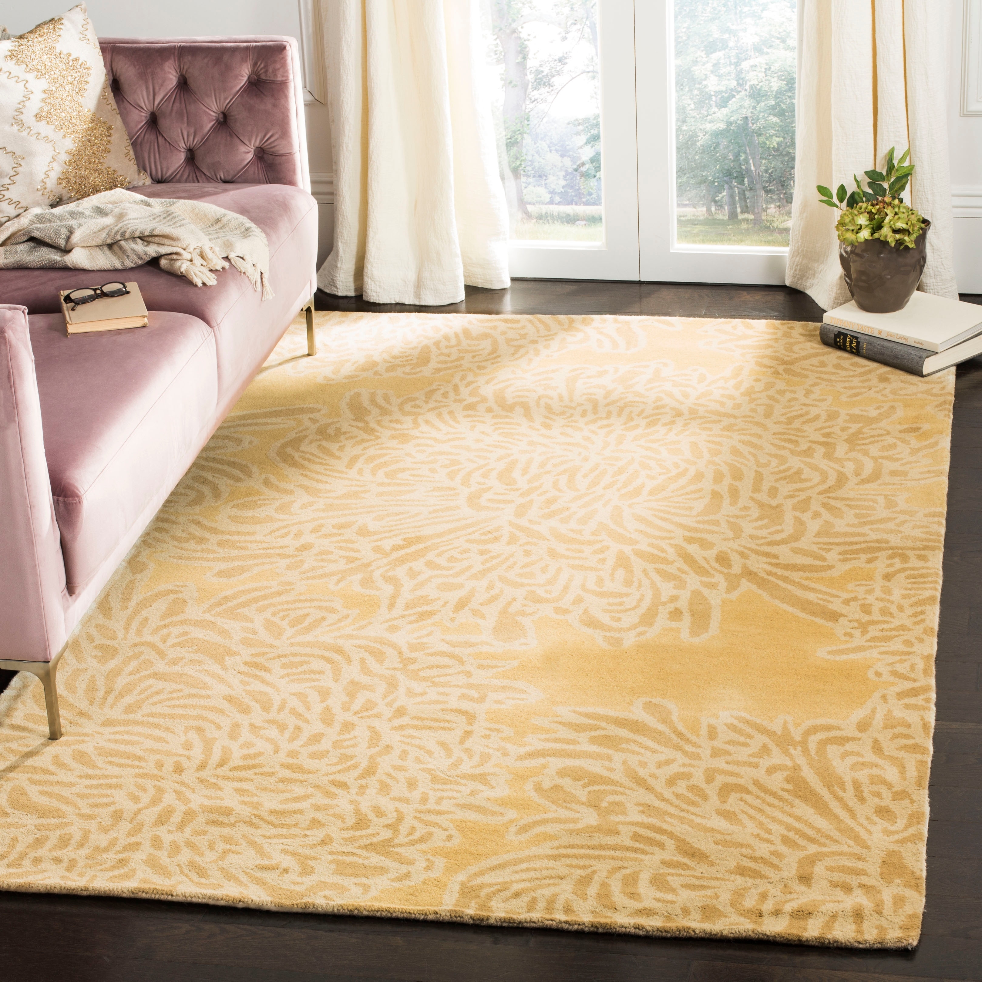 Miso 5' x 8' Safavieh Martha Stewart Collection MSR4542C Handmade Chrysanthemum Wool Area Rug Miso 5' x 8' Safavieh Martha Stewart Collection MSR4542C Handmade Chrysanthemum Wool Area Rug
