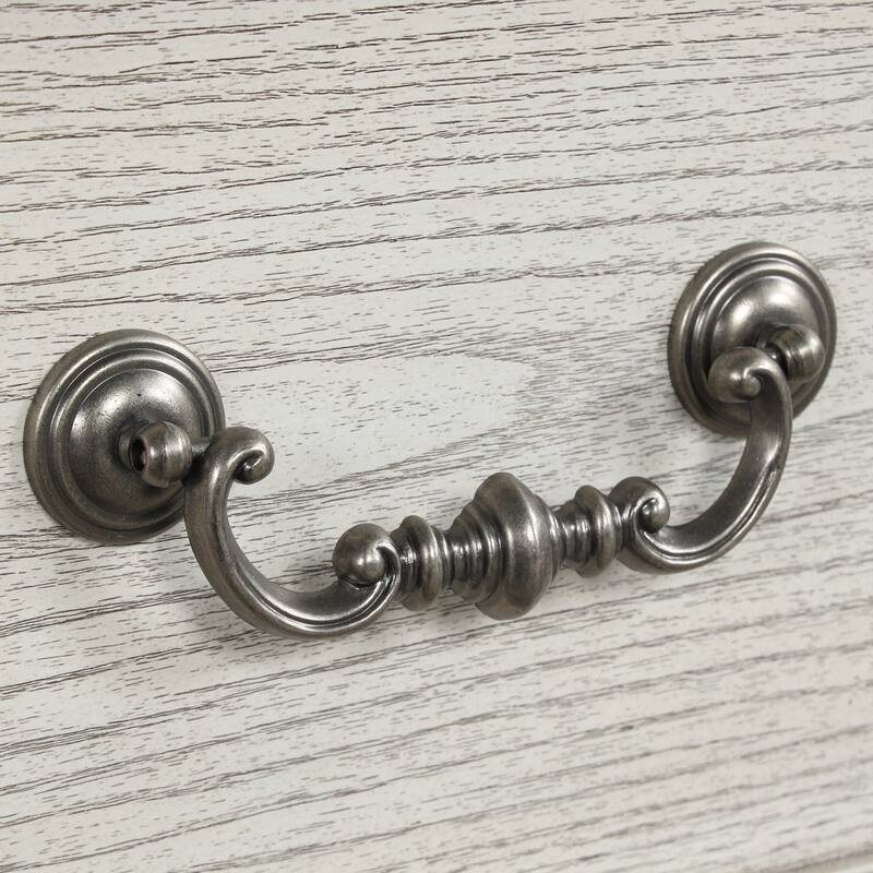 Roundhill Furniture Nelson French Traditional 3-Piece Bedroom Set, Antique White