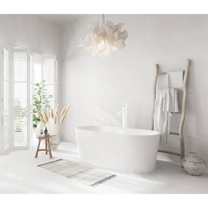 Melisande Bathtub in Glossy White