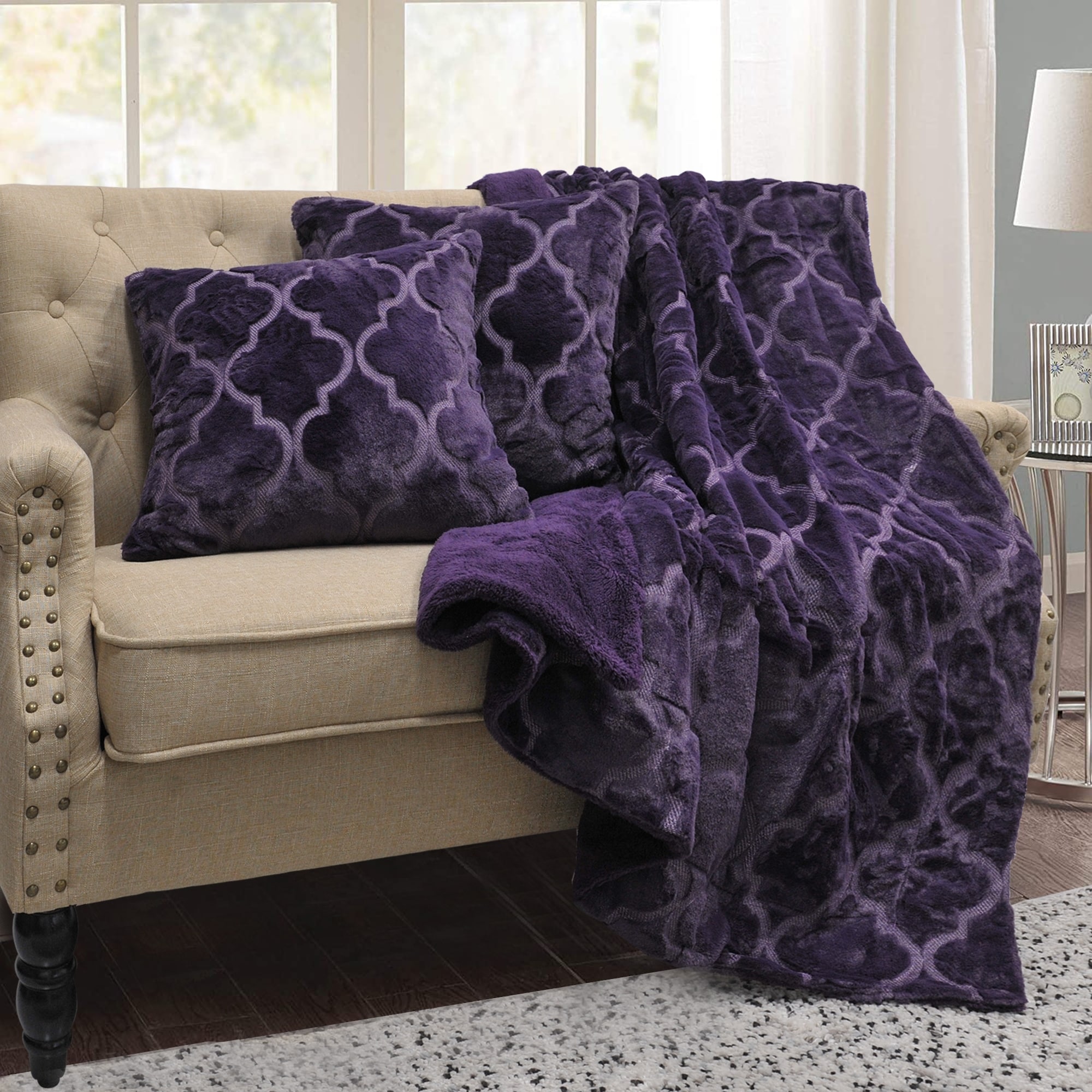 Ogee Tatami Fauxfur Throw Blanket with 2 Pillow Shells