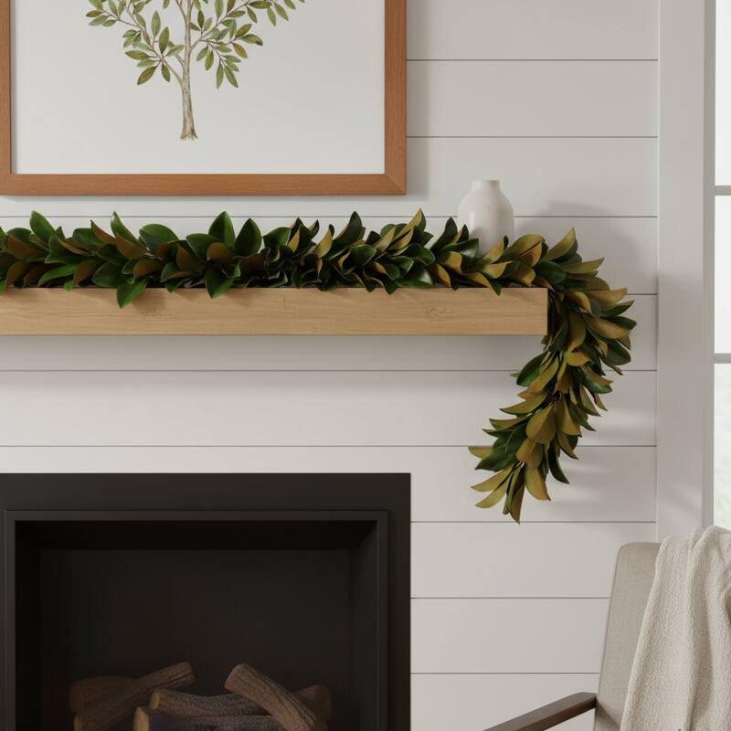 HomeRoots 60" Brown And Green Linear Magnolia Leaf Wreath Garland - Green/Brown - 60.00 in. x 6.00 in. x 10.00 in.