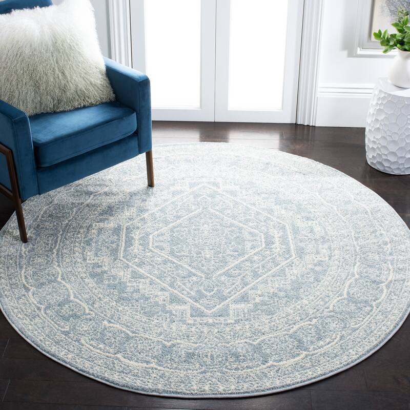 SAFAVIEH Adirondack Cheyenne Rustic Oriental Medallion Rug - 4' Round - Slate/Ivory