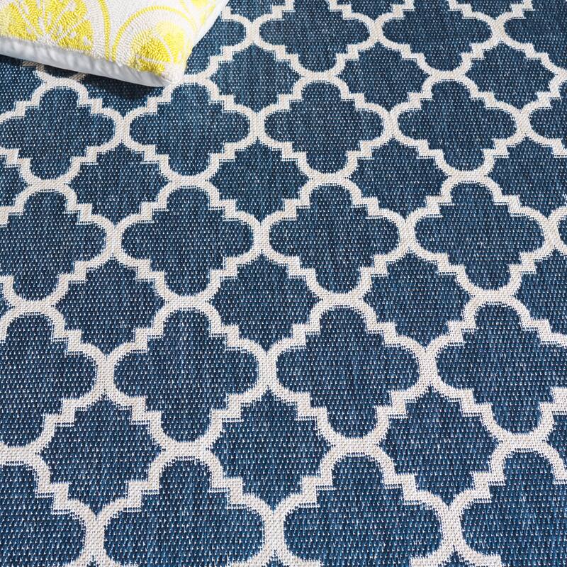 SAFAVIEH Beach House Elisaria Transitional Rug