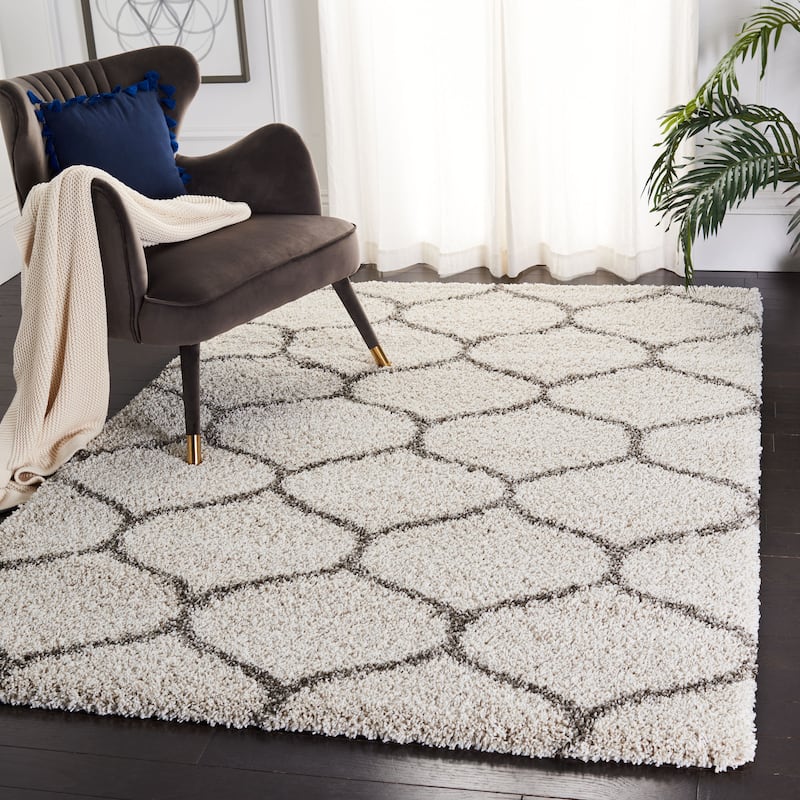 SAFAVIEH Hudson Shag Pushpa Trellis 2-inch Thick Area Rug - 5'3" x 7'6" - Ivory/Grey