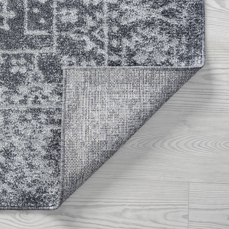 Mayson Traditional Oriental Indoor Area Rug