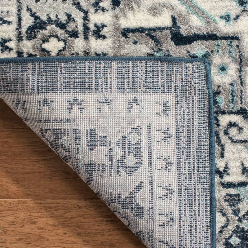 SAFAVIEH Madison Natalia Vintage Boho Oriental Rug