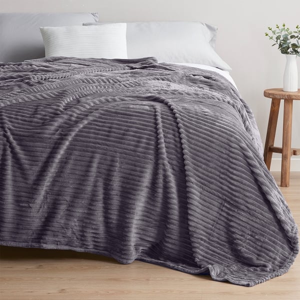 Bedsure Soft Sherpa Faux Fur Throw Blanket For Couch – Fluffy Fuzzy