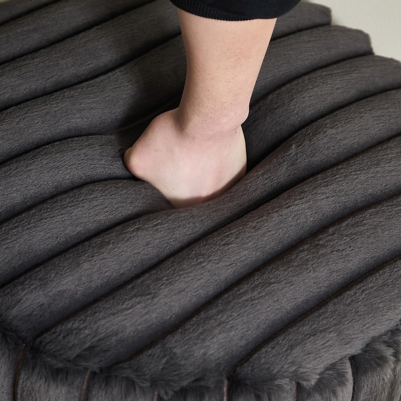 22.05"Wide Upholstered Round Pouf Ottoman Foot Rest With Black Metal Legs,Faux Fur Footstool