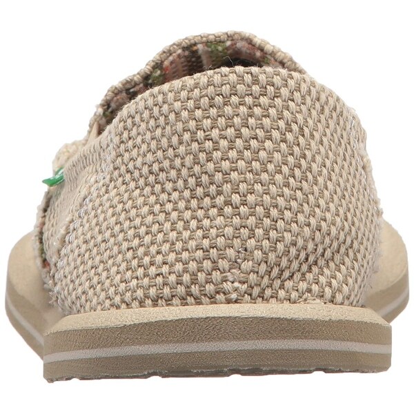sanuk moccasins