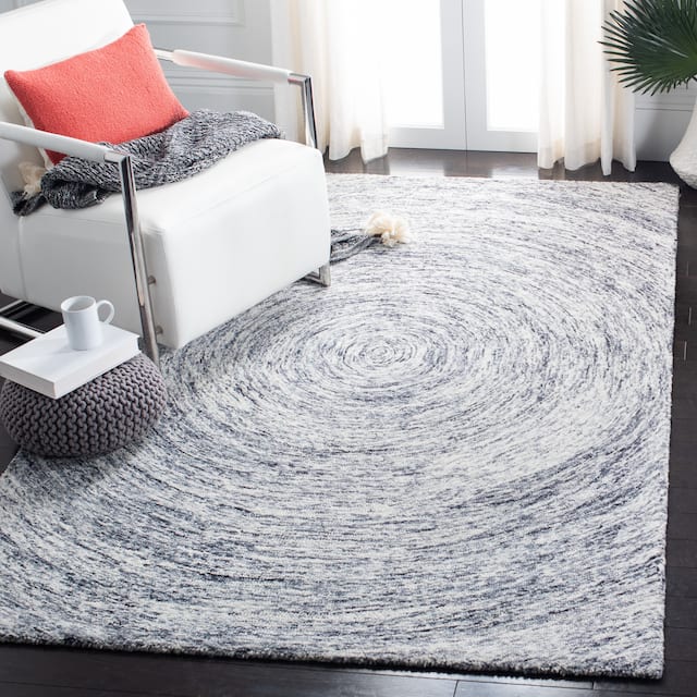 SAFAVIEH Handmade Ikat Jaycie Wool Rug
