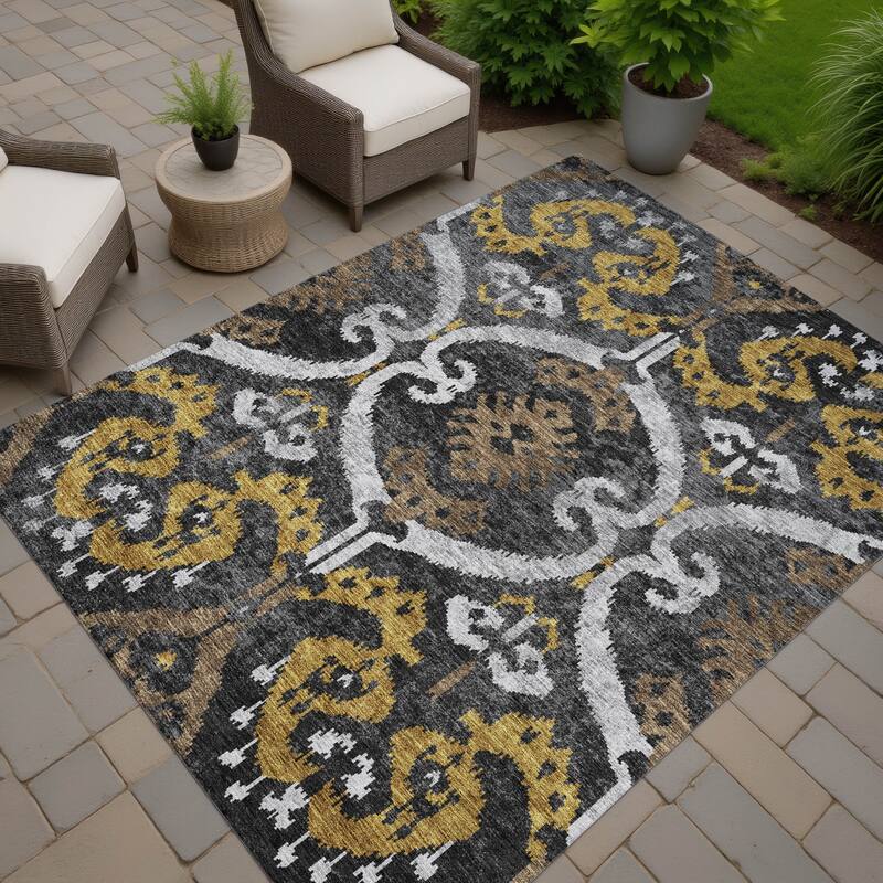 Machine Washable Indoor/ Outdoor Global Empire Chantille Rug