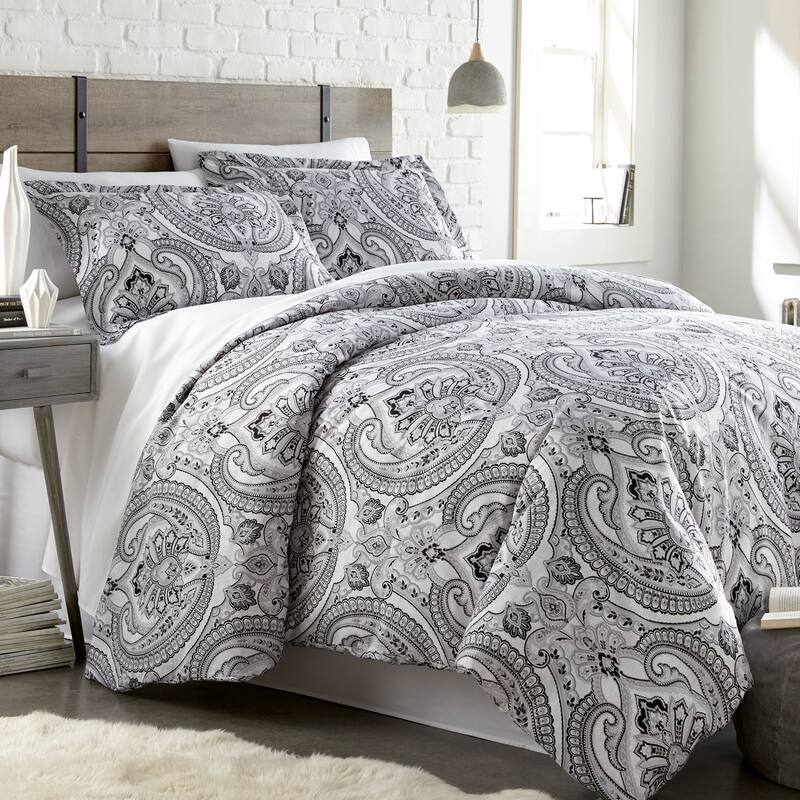 Vilano Plush All Seasons Pure Melody Paisley Down Alternative 3-piece Comforter