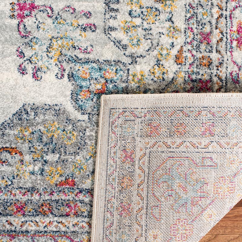 SAFAVIEH, Evoke Seniha Vintage Boho Medallion Rug