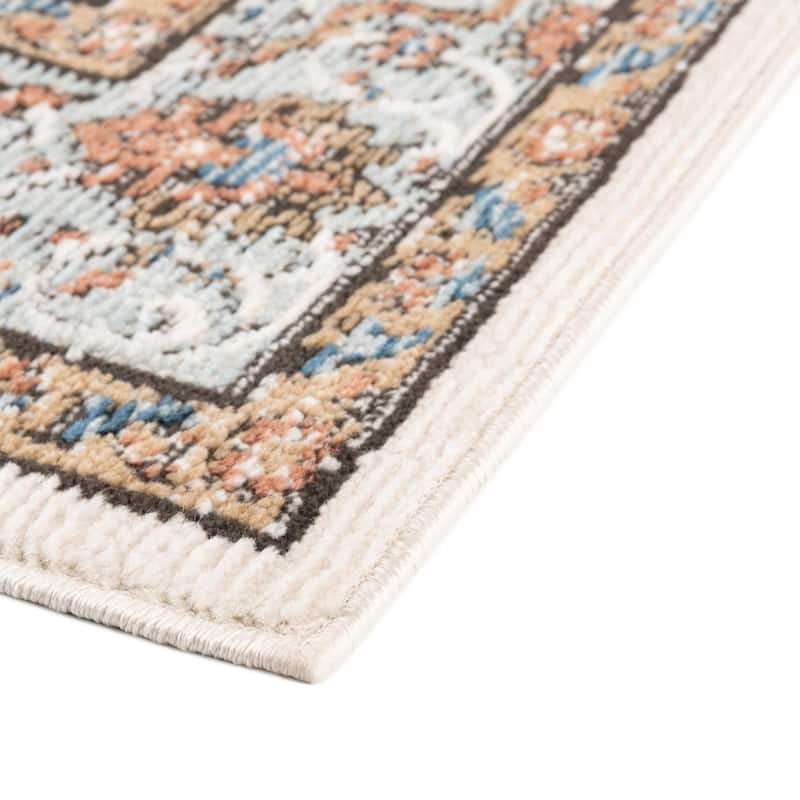 Traditional Jeopok Collection Area Rug