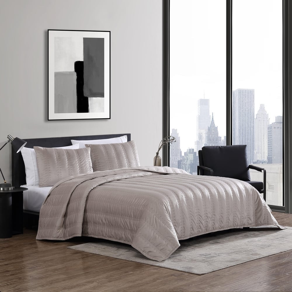 Vera Wang Velvet Linear Stitch Solid Quilt Set