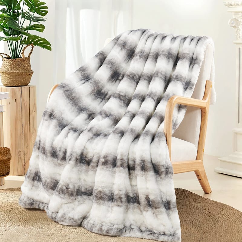 Decorative Soft FauxFur Shar Pei Throw - 50"X60" - Stripe