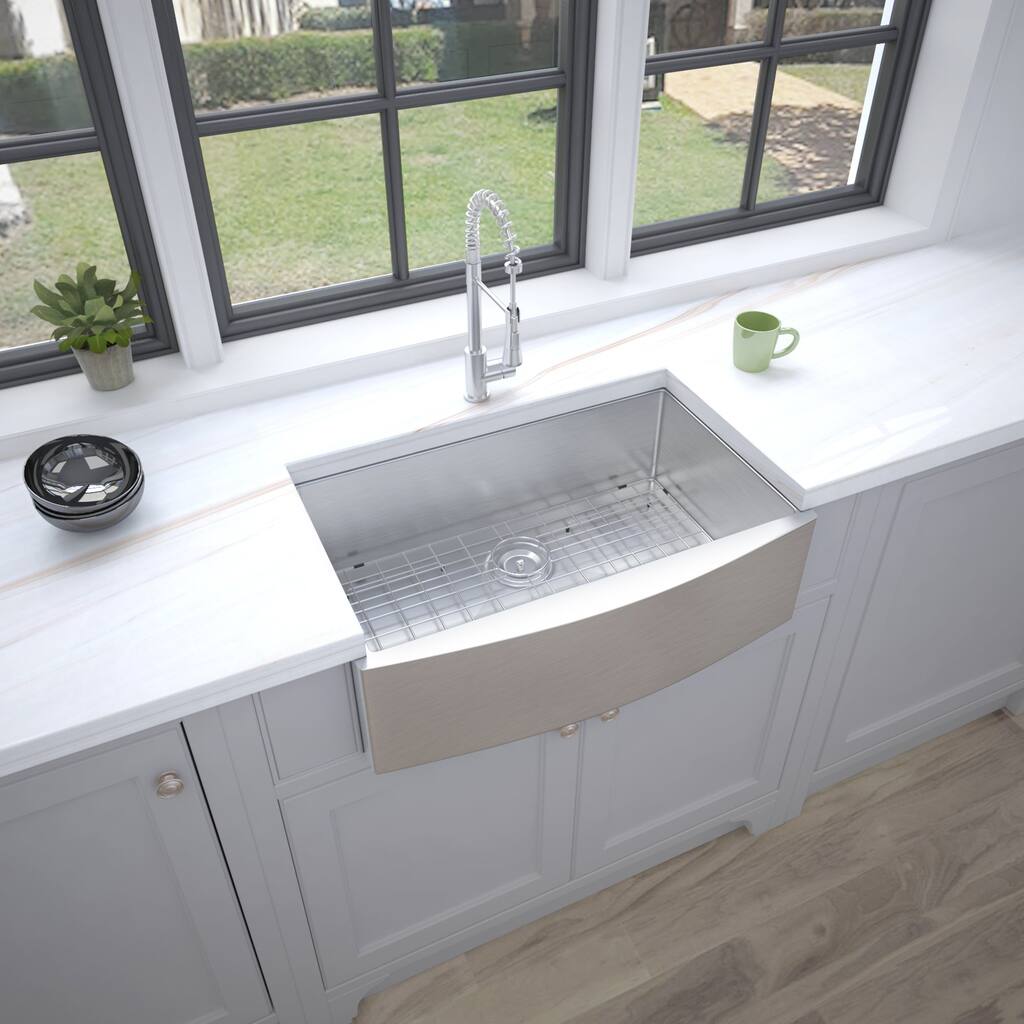 Undermount Single Bowl 18 Gauge Stainless Steel in Silver Kitchen Sink - 32'' x 18''