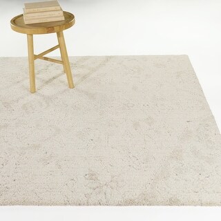 Pelagon Distressed Traditional Area Rug
