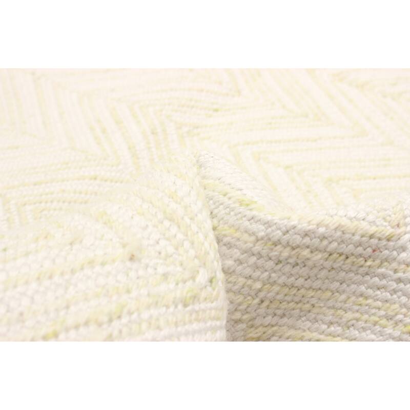 Sienna White Rug 5'1" x 8'2" - 5'1 x 8'2
