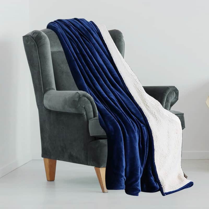 Lightweight Super Soft Cozy Sherpa Fleece Throw Blanket