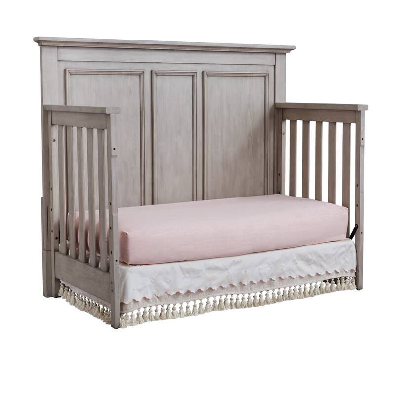 Oxford Baby Kenilworth 4 in 1 Convertible Crib