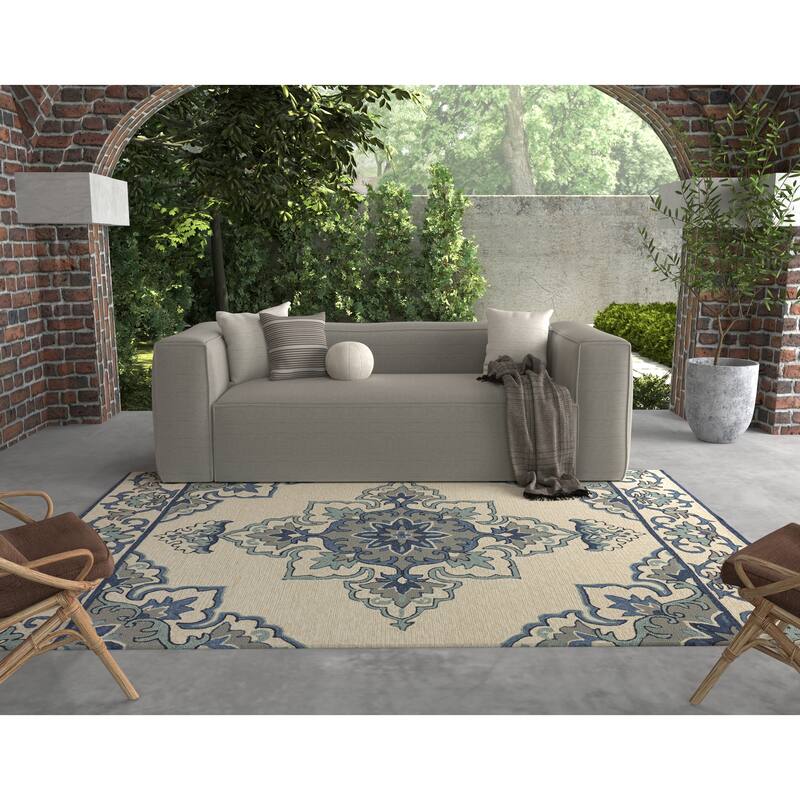 Domani Trails Ivory/Blue Medallion Hand-Hooked Outdoor Rug