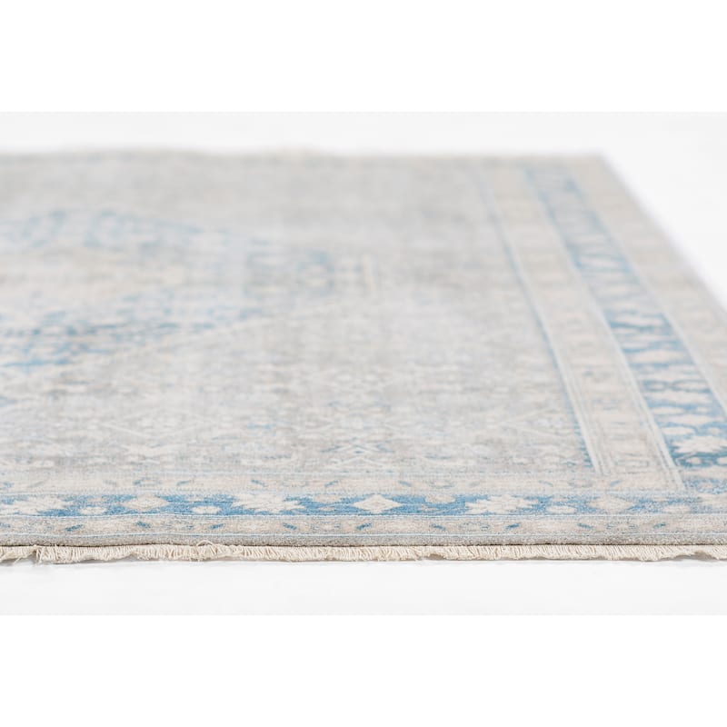 Momeni Izmir Medallion Area Rug