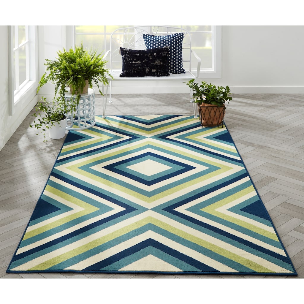 Momeni Baja Zig-Zag Easy Care Indoor Outdoor Area Rug.