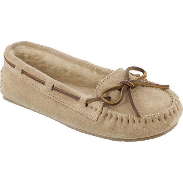 minnetonka ladies slippers