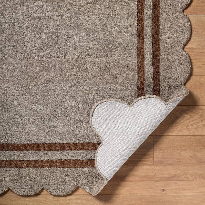 Livabliss Scalloped Modern & Contemporary Area Rug