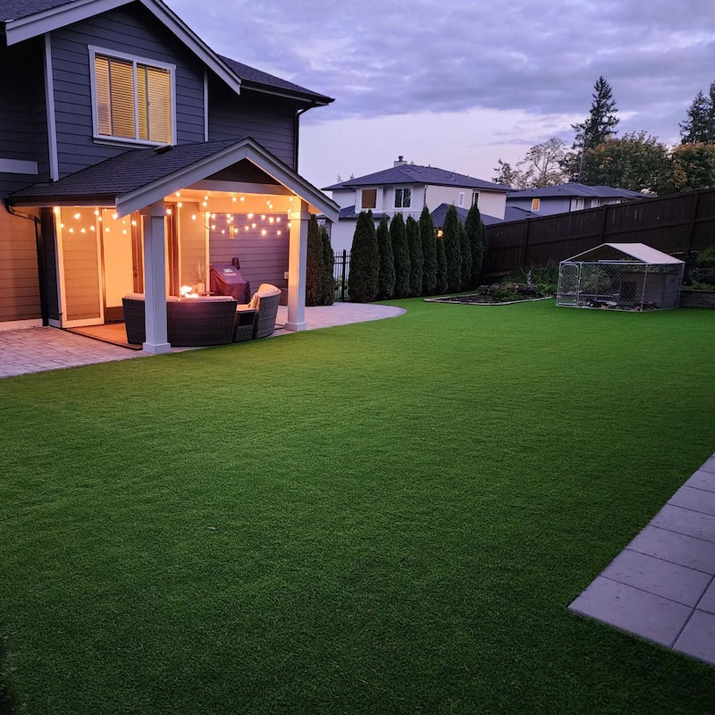 ALEKO Artificial Synthetic Landscape Fake 4 x 6 ft Grass Lawn Carpet Mat Turf - 4 x 6 ft
