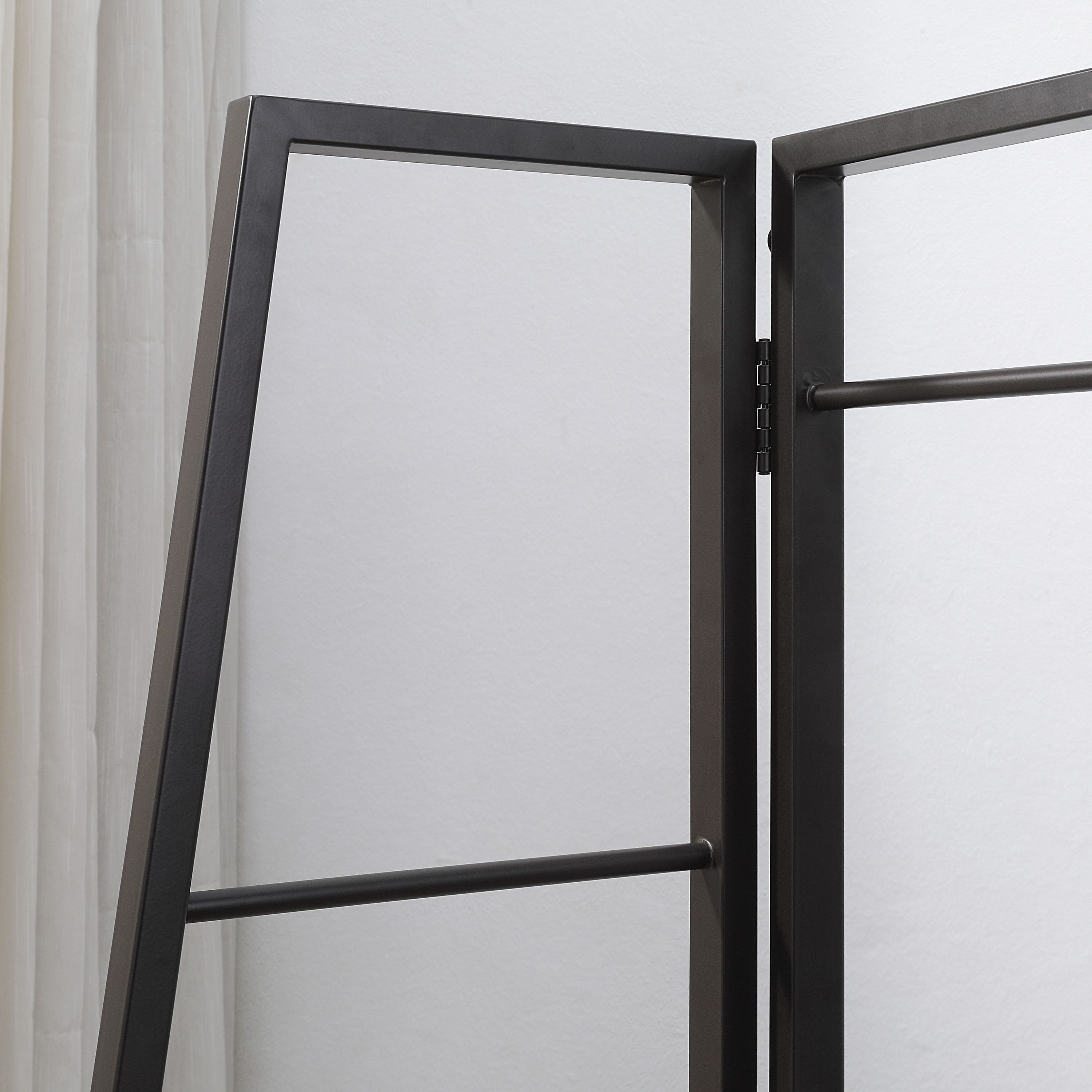 Ravvi Contemporary Black Coat Stand with Mirror by Furniture of America