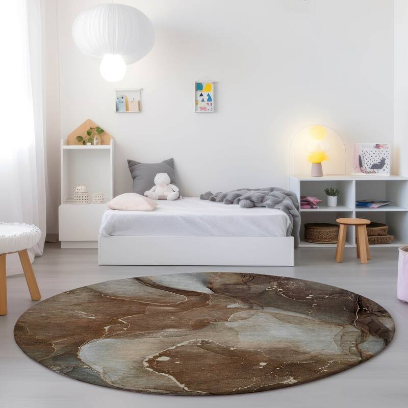 Machine Washable Indoor/ Outdoor Abstract Chantille Rug - 8' x 8' - Brown